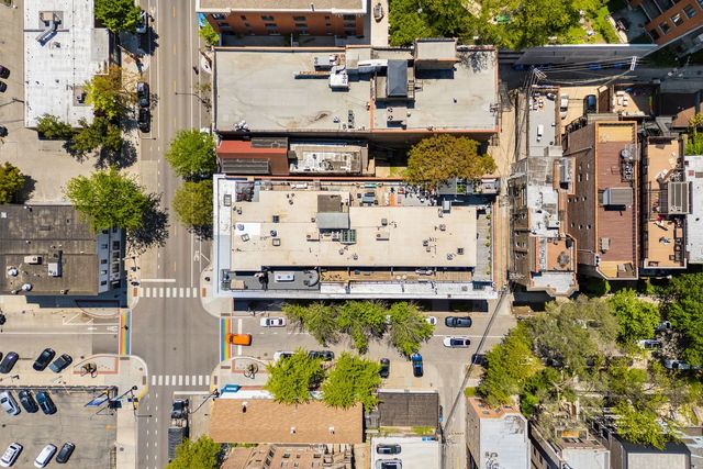 811 W Aldine Avenue 6S, Chicago, IL 60657