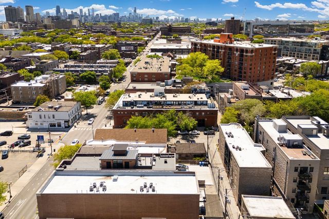 811 W Aldine Avenue 6S, Chicago, IL 60657