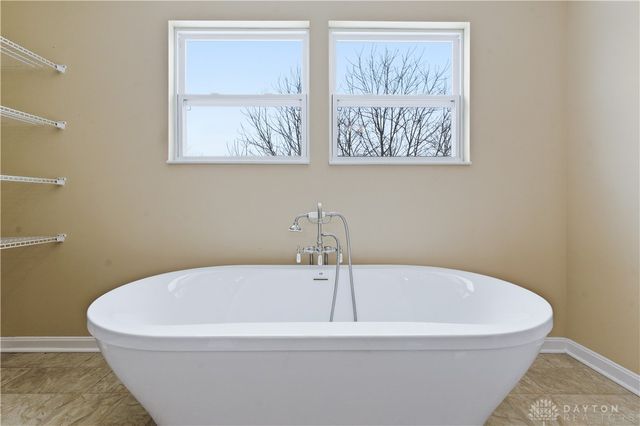 5039 Mary Louise Court, Morrow, OH 45152