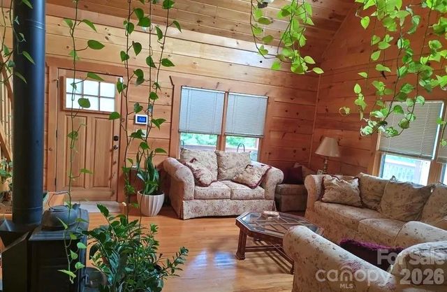 453 Grandview Peaks Drive, Nebo, NC 28761