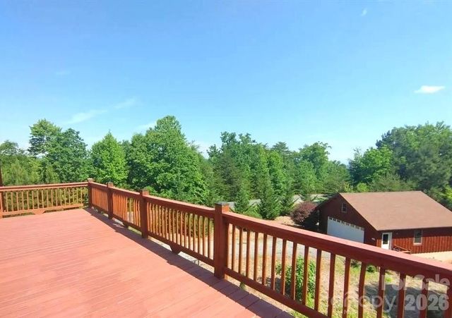 453 Grandview Peaks Drive, Nebo, NC 28761
