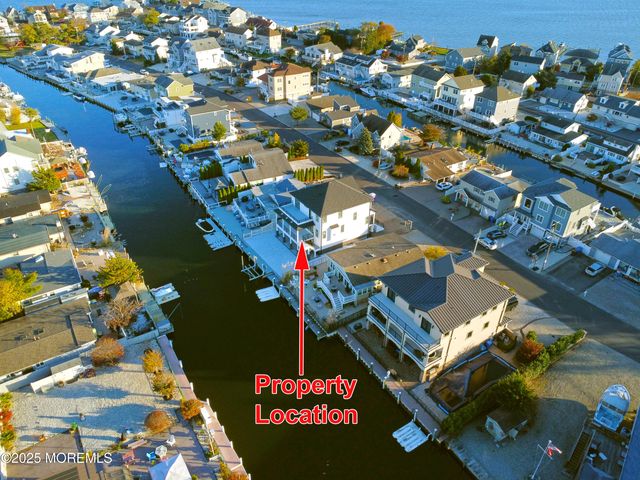 316 Silver Lagoon Drive, Toms River, NJ 08753