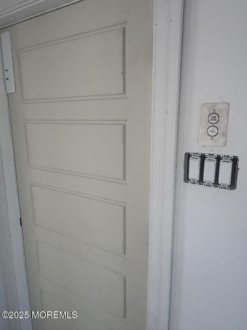 316 Silver Lagoon Drive, Toms River, NJ 08753