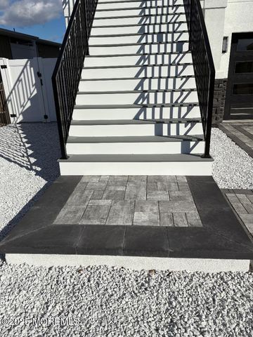 316 Silver Lagoon Drive, Toms River, NJ 08753