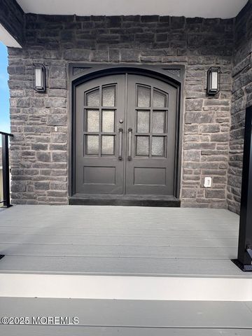 316 Silver Lagoon Drive, Toms River, NJ 08753