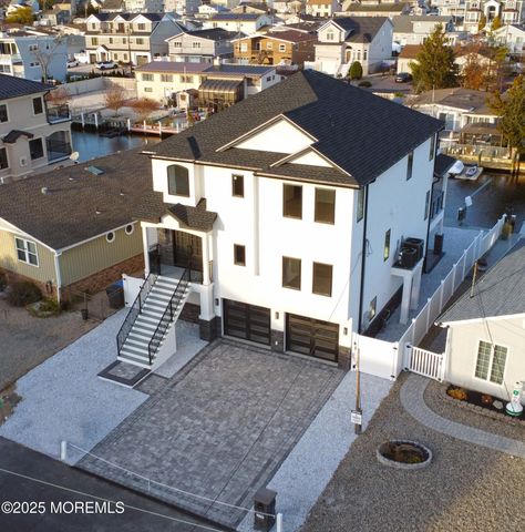 316 Silver Lagoon Drive, Toms River, NJ 08753