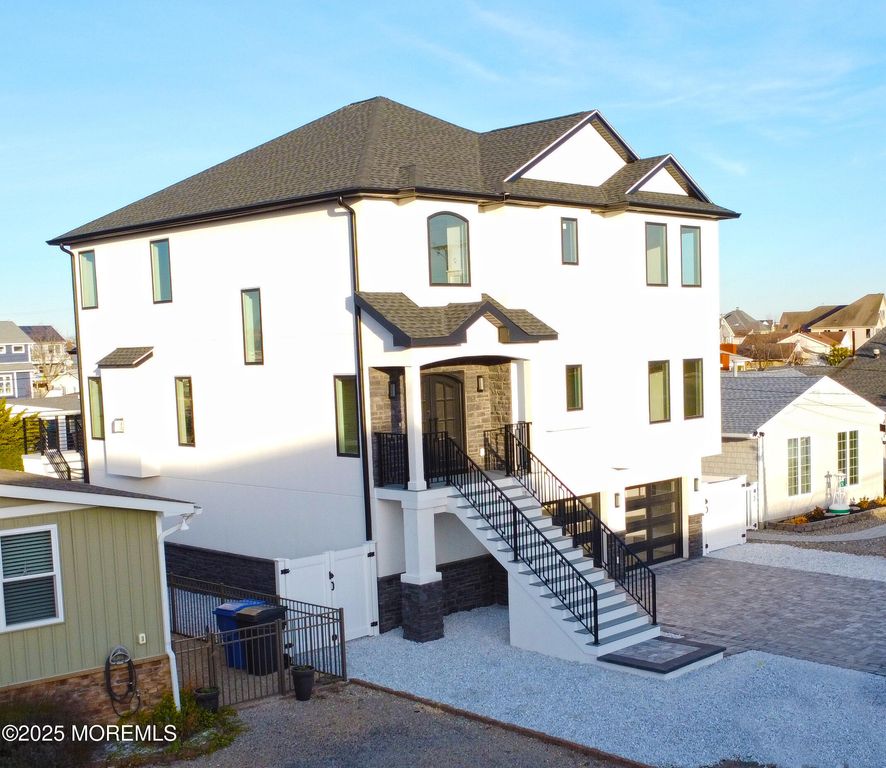 316 Silver Lagoon Drive, Toms River, NJ 08753