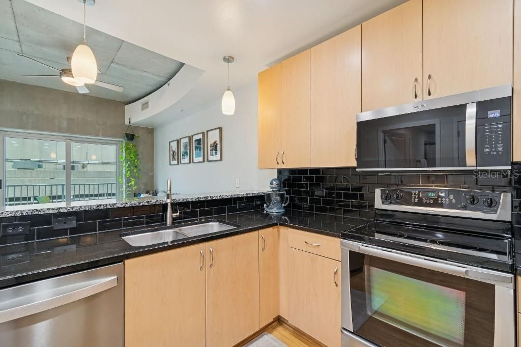 Image 14 of property listing at 777 N ASHLEY DRIVE 1116, Tampa, FL 33602