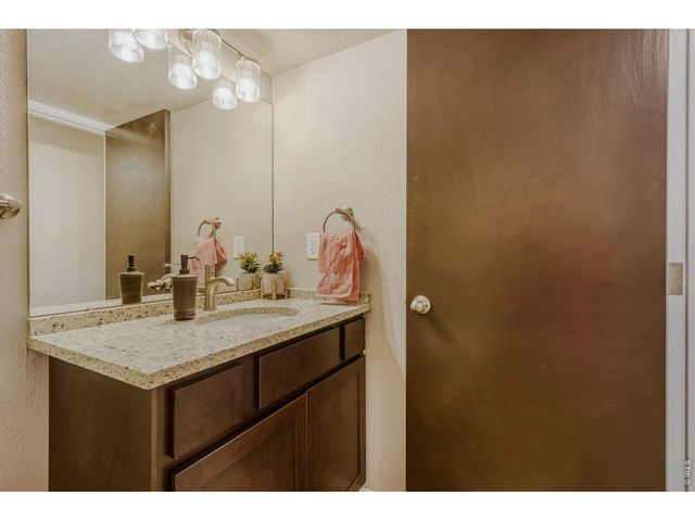 1738 Denver Ave, Loveland, CO 80538