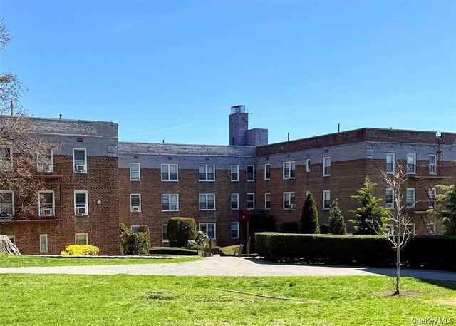 40 DAVENPORT 2K, New Rochelle, NY 10801