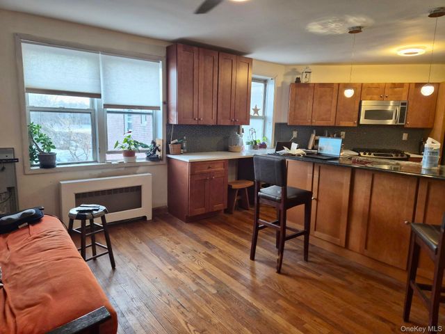 40 DAVENPORT 2K, New Rochelle, NY 10801