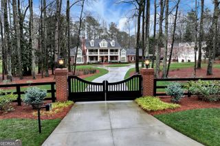 345 Bardolier, Johns Creek, GA 30022