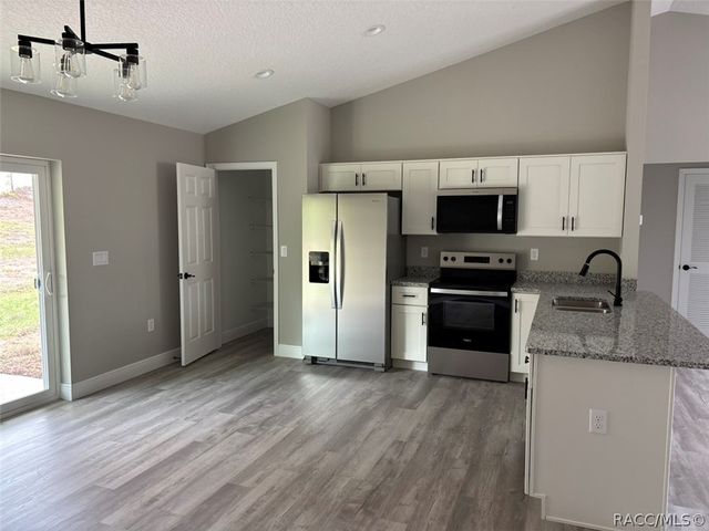 9870 N Lathyrus Terrace, Dunnellon, FL 34433