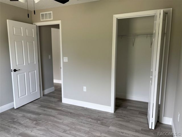 9870 N Lathyrus Terrace, Dunnellon, FL 34433