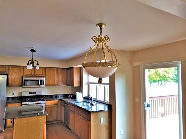 47498 Fox Run Drive, Canton, MI 48187