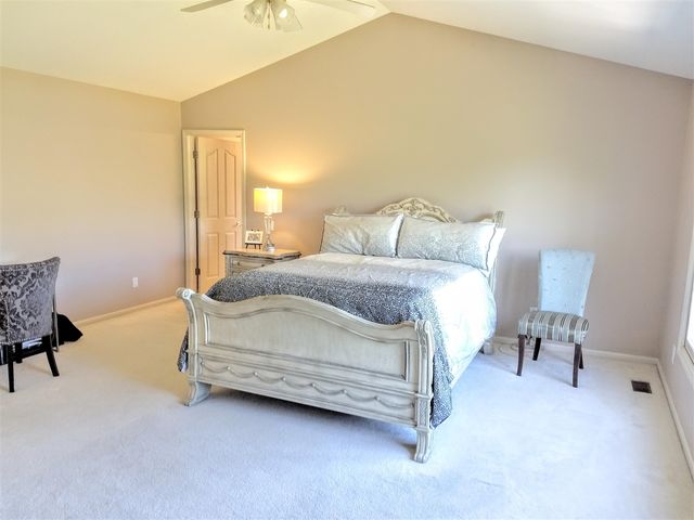 47498 Fox Run Drive, Canton, MI 48187