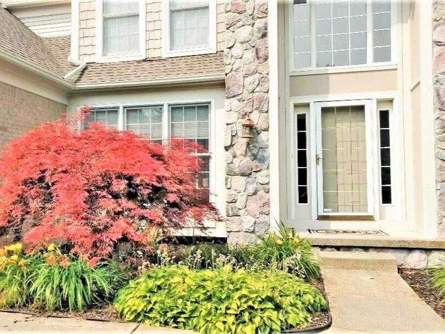 47498 Fox Run Drive, Canton, MI 48187