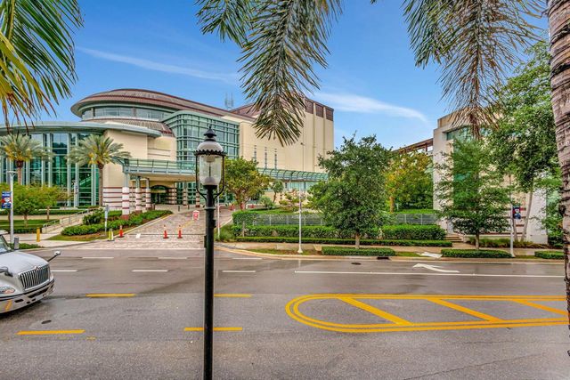780 S Sapodilla Avenue 203, West Palm Beach, FL 33401