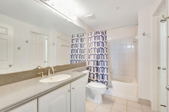 780 S Sapodilla Avenue 203, West Palm Beach, FL 33401
