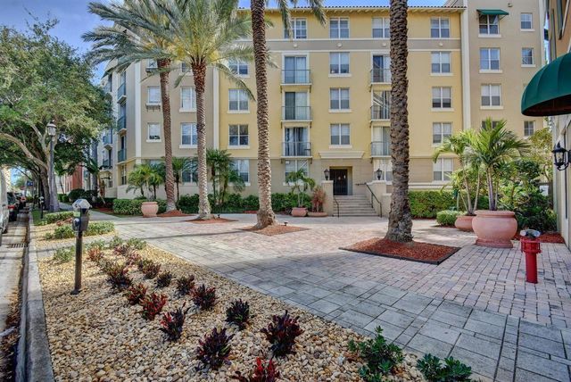780 S Sapodilla Avenue 203, West Palm Beach, FL 33401