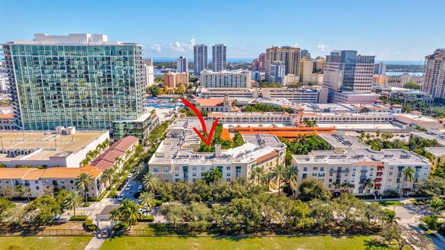 780 S Sapodilla Avenue 203, West Palm Beach, FL 33401