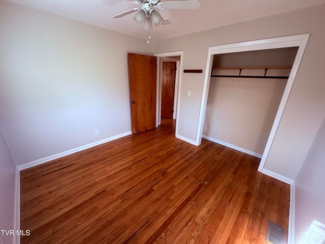 273 Fairford Lane, Blountville, TN 37617