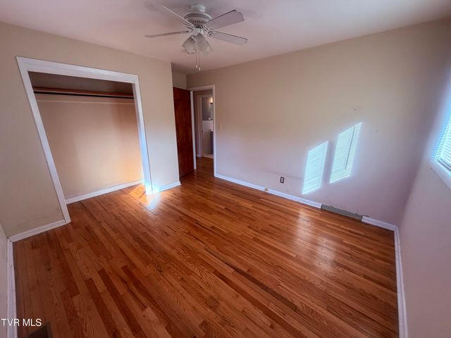 273 Fairford Lane, Blountville, TN 37617