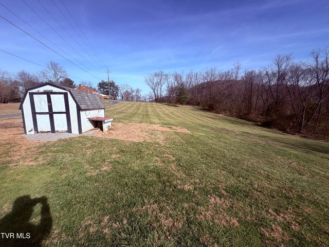 273 Fairford Lane, Blountville, TN 37617