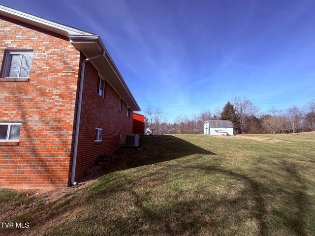 273 Fairford Lane, Blountville, TN 37617