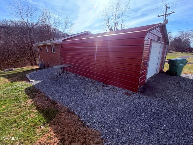 273 Fairford Lane, Blountville, TN 37617