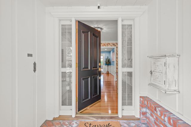 3901 Dunster Way, Sacramento, CA 95864