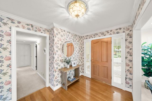 3901 Dunster Way, Sacramento, CA 95864