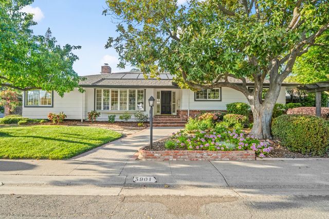 3901 Dunster Way, Sacramento, CA 95864