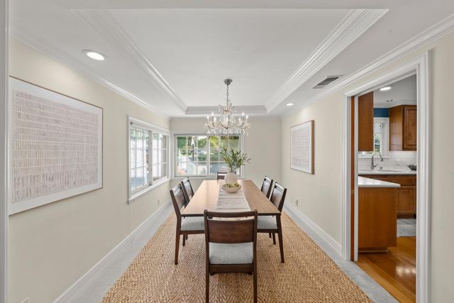 3901 Dunster Way, Sacramento, CA 95864