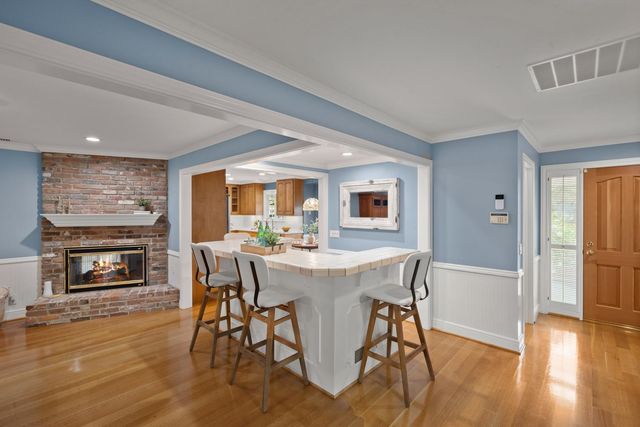 3901 Dunster Way, Sacramento, CA 95864