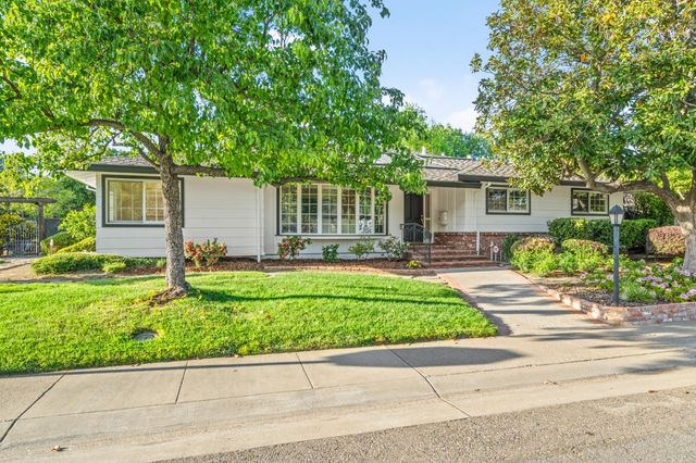 3901 Dunster Way, Sacramento, CA 95864