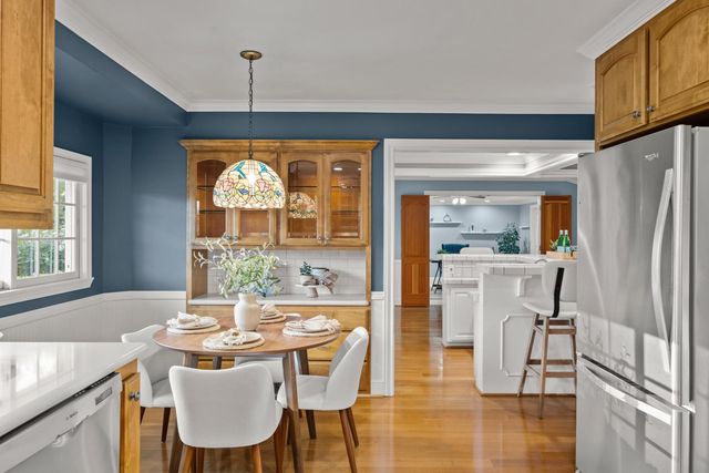 3901 Dunster Way, Sacramento, CA 95864