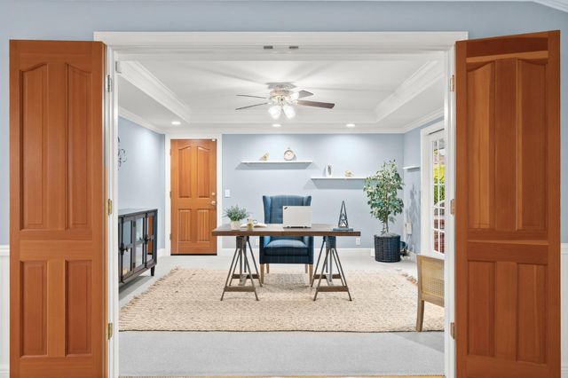 3901 Dunster Way, Sacramento, CA 95864