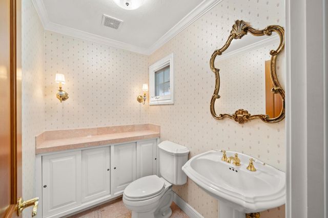 3901 Dunster Way, Sacramento, CA 95864