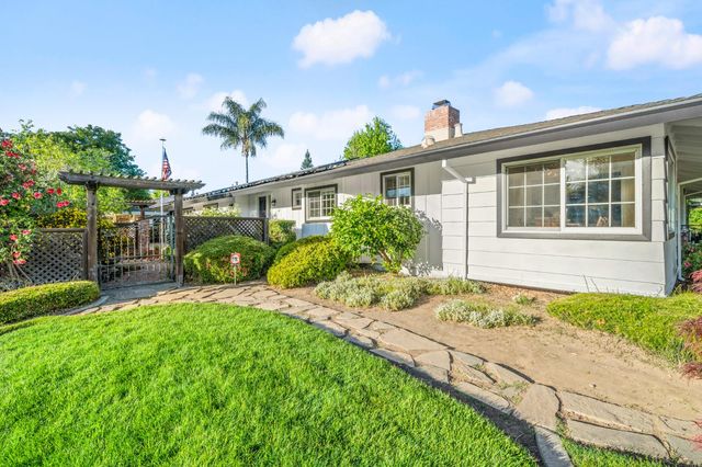 3901 Dunster Way, Sacramento, CA 95864