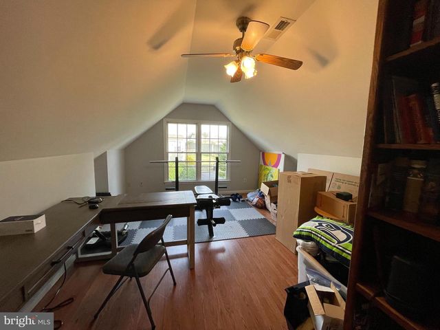 6108 N WILLOW POND DR, Fredericksburg, VA 22407