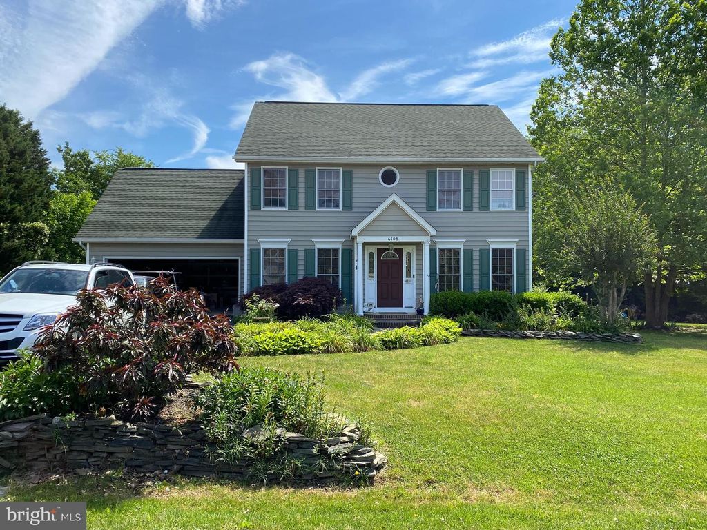 6108 N WILLOW POND DR, Fredericksburg, VA 22407