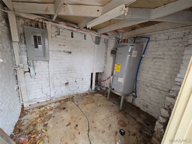 2036 GORGAS Street, Montgomery, AL 36106