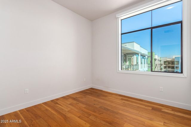 3131 N CENTRAL Avenue 7002, Phoenix, AZ 85012