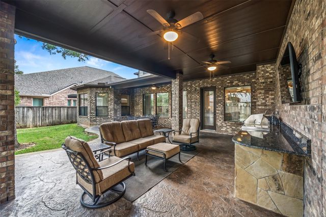138 Quail Ridge Place, Montgomery, TX 77316
