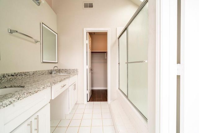 11611 Glenwolde Drive, Houston, TX 77099