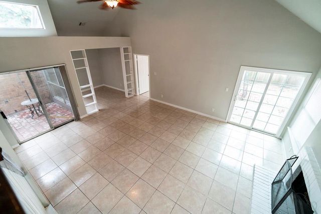 11611 Glenwolde Drive, Houston, TX 77099