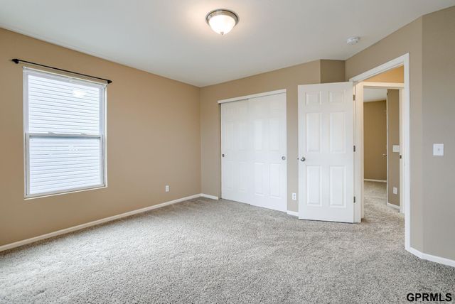 7943 N 152nd Avenue, Bennington, NE 68007