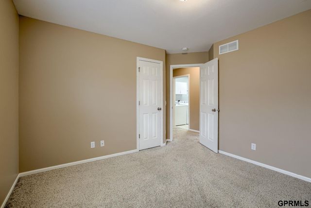 7943 N 152nd Avenue, Bennington, NE 68007