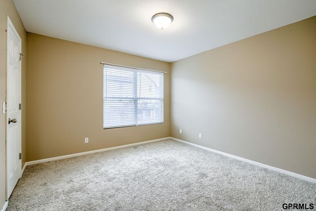 7943 N 152nd Avenue, Bennington, NE 68007